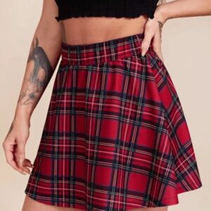 Saia estilo colegial com estampa xadrez